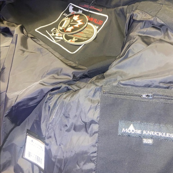 A brand new Moose Knuckle Jacket - Picture 1 of 5